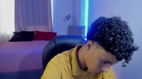 MISTER online show from January 5, 6:22 pm