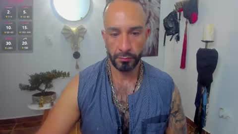Snapshot of mr_maik22 chatting on February 12, 9:20 am mr_maik22 online show from February 12, 9:20 am