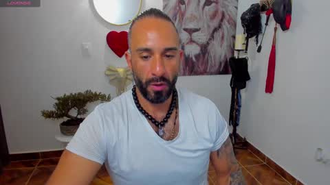Snapshot of mr_maik22 chatting on February 18, 11:00 am mr_maik22 online show from February 18, 11:00 am