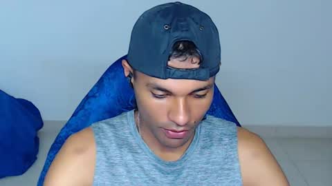 Max online show from March 29, 2:39 pm