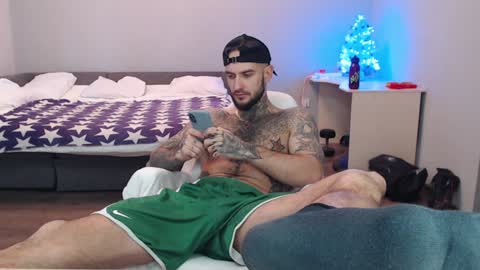 mr_nobody313 online show from December 8, 9:13 am