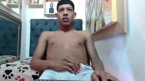 Snapshot of mr_stiven_ chatting on December 19, 3:18 am mr_stiven_ online show from December 19, 3:18 am