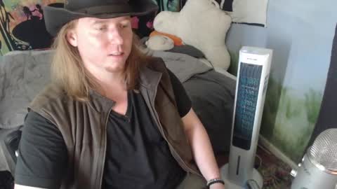 mr_strawberry online show from May 31, 6:53 pm