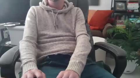 MrMcCray online show from December 2, 7:58 pm