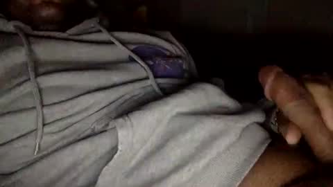 Snapshot of mranderson969 chatting on December 27, 2:47 am mranderson969 online show from December 27, 2:47 am