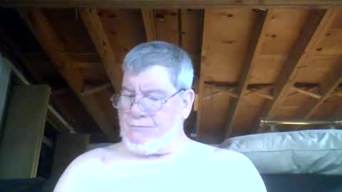 Snapshot of mrblade666 chatting on December 21, 2:47 pm mrblade666 online show from December 21, 2:47 pm