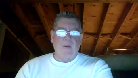 Snapshot of mrblade666 chatting on December 23, 12:35 am mrblade666 online show from December 23, 12:35 am
