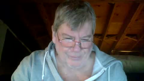 Snapshot of mrblade666 chatting on February 5, 12:53 am mrblade666 online show from February 5, 12:53 am