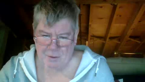 Snapshot of mrblade666 chatting on February 2, 9:45 pm mrblade666 online show from February 2, 9:45 pm
