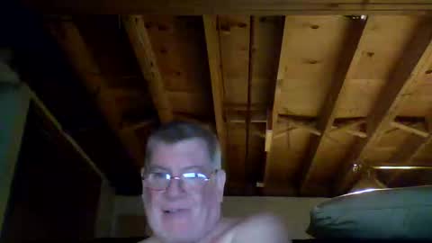 Snapshot of mrblade666 chatting on December 5, 2:42 am mrblade666 online show from December 5, 2:42 am