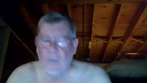 Snapshot of mrblade666 chatting on September 16, 1:39 am mrblade666 online show from September 16, 1:39 am