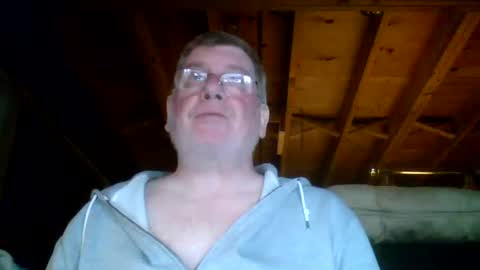 Snapshot of mrblade666 chatting on March 9, 10:41 pm mrblade666 online show from March 9, 10:41 pm