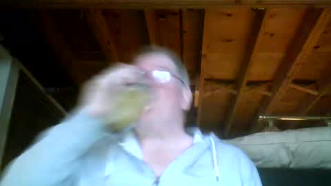 Snapshot of mrblade666 chatting on February 23, 1:38 pm mrblade666 online show from February 23, 1:38 pm
