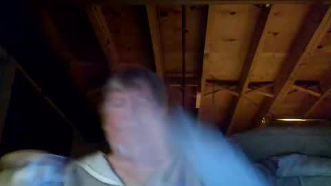 mrblade666 online show from December 18, 12:39 am