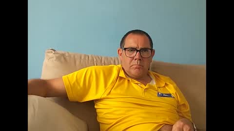 Mrcaruso online show from April 24, 1:02 pm
