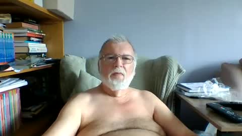 mrcloseup online show from May 31, 6:14 am