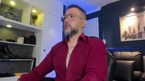 MrFrank. online show from June 15, 11:24 am