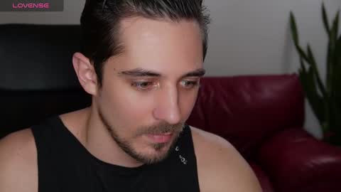 Snapshot of mrgreeneyes01 chatting on February 3, 7:21 pm juan luis online show from February 3, 7:21 pm