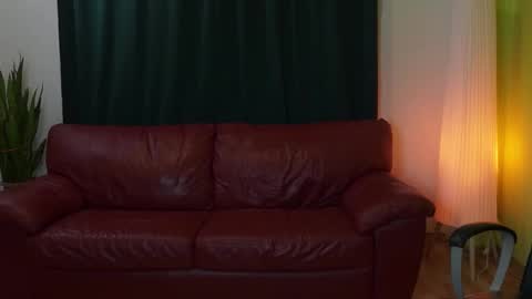 Snapshot of mrgreeneyes01 chatting on September 17, 3:13 pm juan luis online show from September 17, 3:13 pm