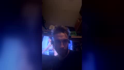 mrhetzer online show from December 21, 8:33 am