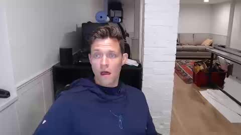 Snapshot of mrkenridge chatting on October 16, 12:46 pm mrkenridge online show from October 16, 12:46 pm