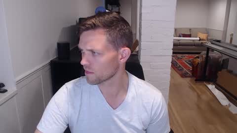 Snapshot of mrkenridge chatting on September 19, 12:49 pm mrkenridge online show from September 19, 12:49 pm
