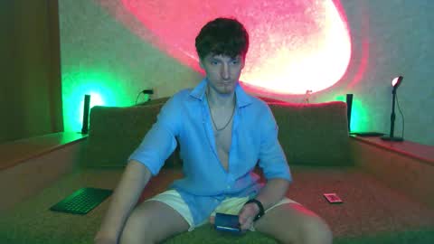 mrlovevanders online show from December 19, 11:29 am