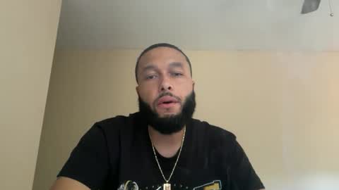 Snapshot of mrnuts24 chatting on September 28, 6:17 pm mrnuts24 online show from September 28, 6:17 pm