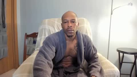 mromg007 online show from April 8, 11:31 am