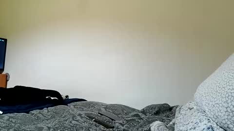 Silverfox 83 online show from February 9, 8:02 pm