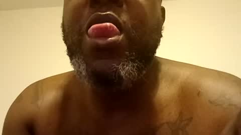 mrsircumsalot4u online show from August 6, 4:29 am