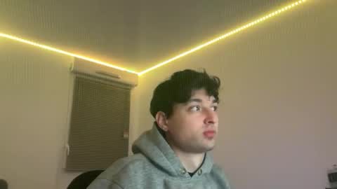 Yan online show from December 16, 9:00 pm