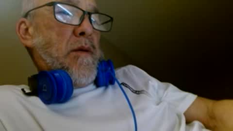 mrtease5 online show from March 19, 7:44 am