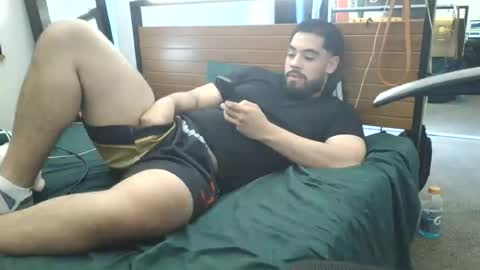 youngshyathlete online show from July 19, 2:06 am
