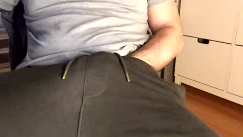 Snapshot of mrtsch chatting on March 5, 10:44 am Tony online show from March 5, 10:44 am