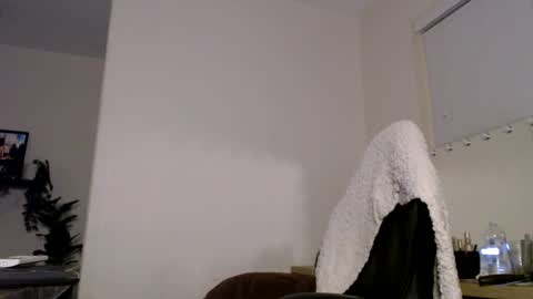 Mr V Line online show from September 10, 8:24 am