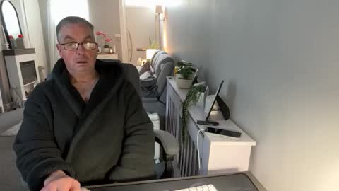 mtb1697 online show from January 7, 10:42 am