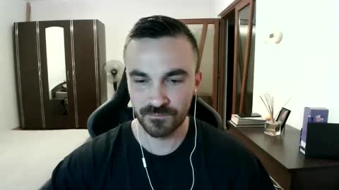 Victor online show from June 1, 6:52 pm