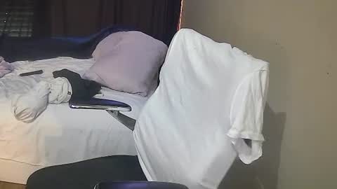 Muffdiver online show from December 24, 8:27 pm