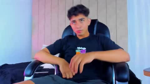 muichiro tokito1 online show from February 28, 3:48 am