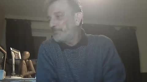 Snapshot of munch10 chatting on January 25, 8:10 pm munch10 online show from January 25, 8:10 pm