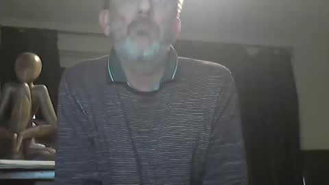 Snapshot of munch10 chatting on February 2, 11:00 pm munch10 online show from February 2, 11:00 pm