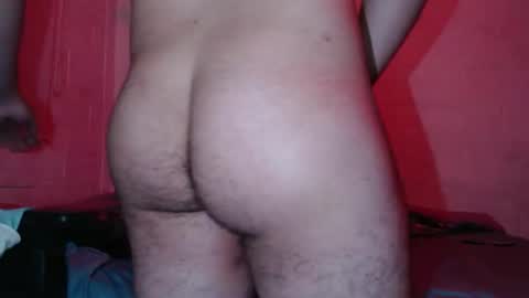 muscledbigbear online show from March 28, 7:08 am