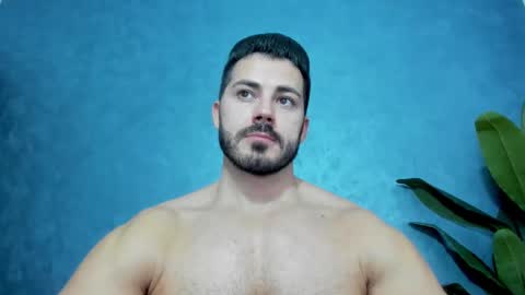 Snapshot of muscularmaster chatting on February 24, 10:14 pm muscularmaster onlyfans online show from February 24, 10:14 pm