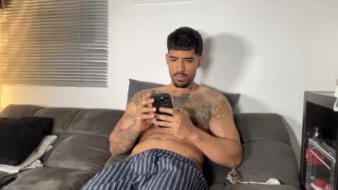 Myke esthetic online show from December 13, 11:44 pm