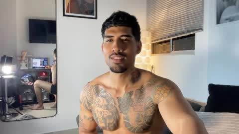 Myke esthetic online show from December 4, 5:58 am