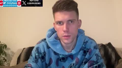 Mylo  Cody online show from September 23, 7:51 am