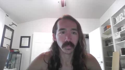 Snapshot of mythrowawayatx chatting on January 23, 4:27 pm mythrowawayatx online show from January 23, 4:27 pm