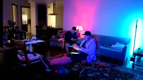 Snapshot of n3wvib3z chatting on October 24, 11:34 am cumov3rdanc3 online show from October 24, 11:34 am