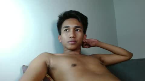 nachos072800 online show from March 16, 5:44 am